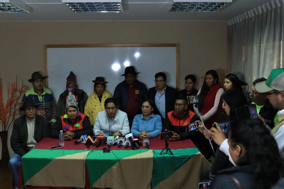 Félix Patzi en conferencia de prensa . FOTO: APG