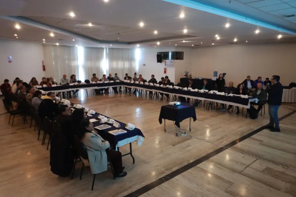 El encuentro de candidatos. FOTO: Alianza Unidad