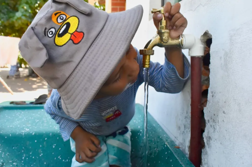 El acceso a agua segura es uno de los objetivos de Hábitat para la Humanidad. FOTO: Hábitat para la Humanidad Bolivia.