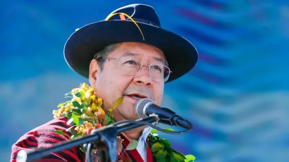 El presidente Luis Arce en el acto en Chuquisaca. FOTO: Cuenta de Facebook de Arce