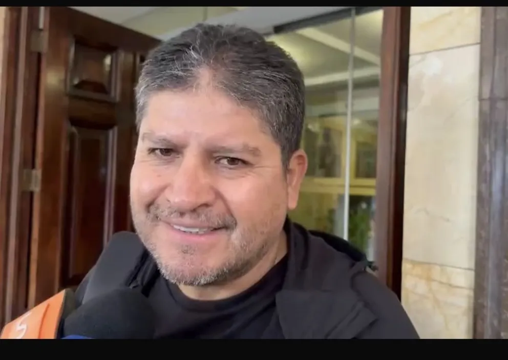 Óscar Villegas a su llegada a la concentración de la Selección en La Paz. Foto: La Cancha de Bolivisión. 