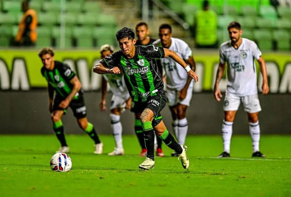 Miguelito Terceros en un partido anterior del América de Belo Horizonte. Foto: América FC