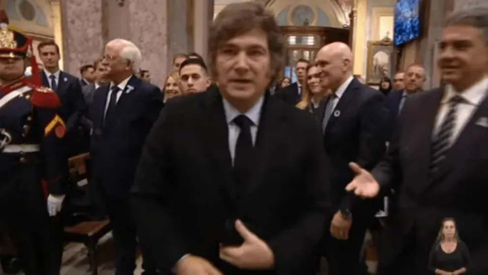 El mandatario argentino, ayer durante los actos por el 25 de Mayo. Foto: @Jofa2010