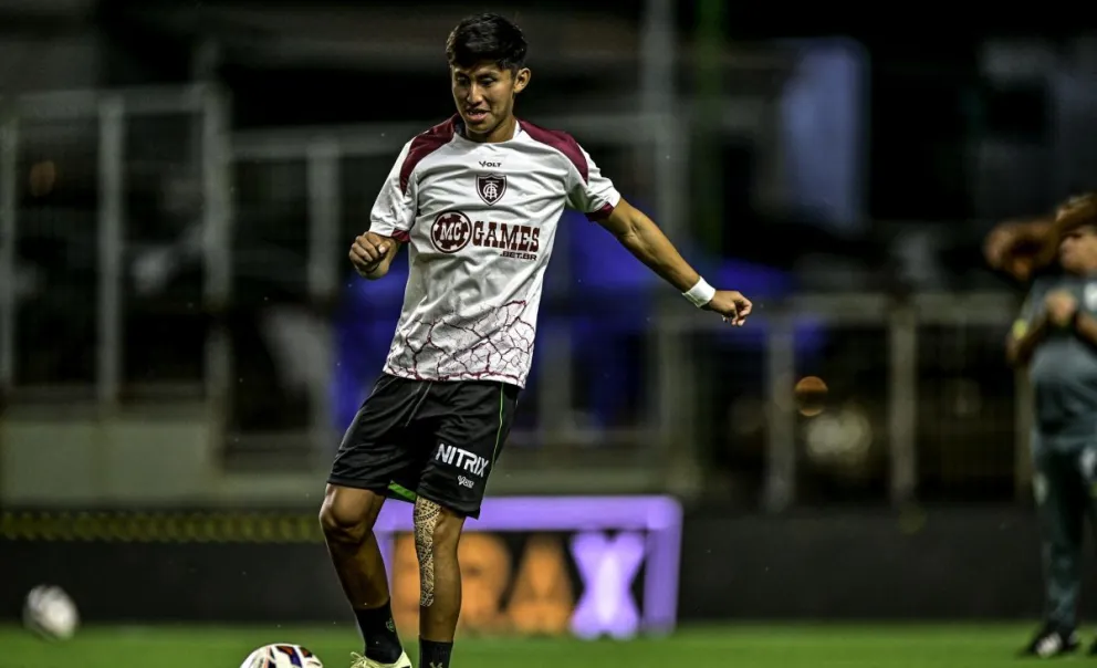 Miguel Terceros volvió a jugar esta noche en el plantel del América MG. Foto: AMG