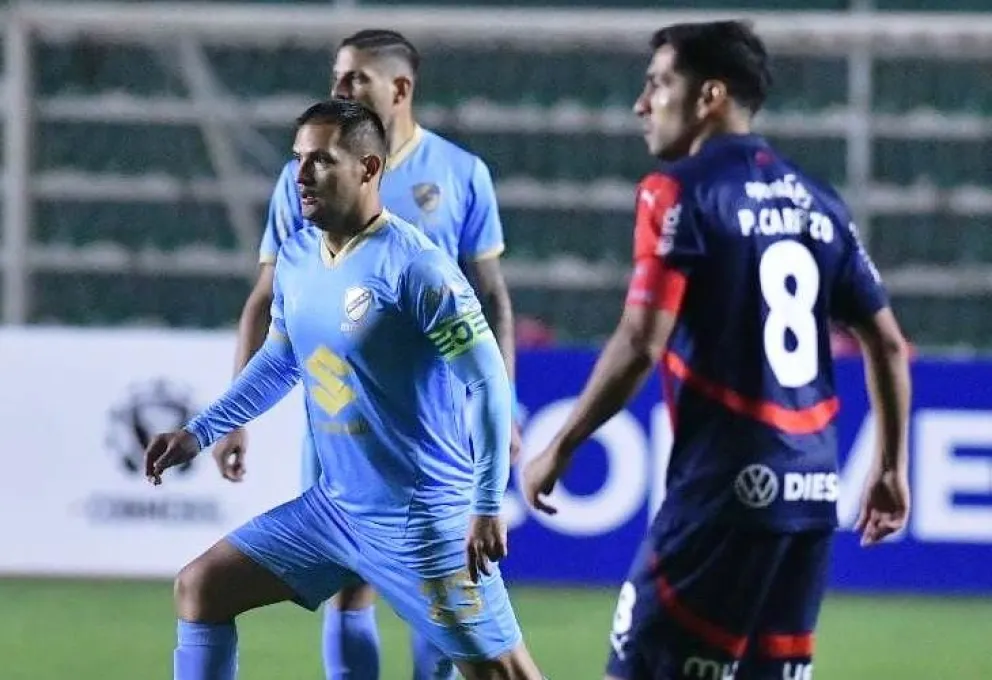 Justiniano en acción, en el partido que los celestes jugaron con Cerro Porteño. Foto. APG
