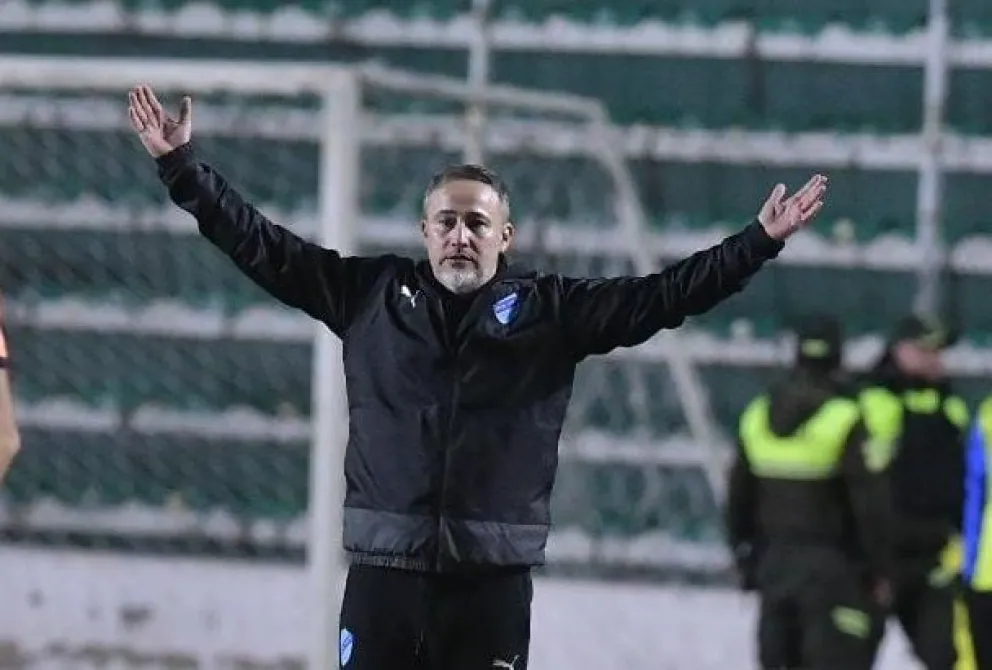 Robatto durante el partido con Cerro Porteño. Foto: APG.