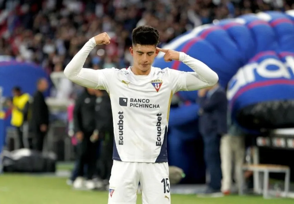 Gabriel Villamil se integró esta mañana a la concentración de la Verde. Foto: GV