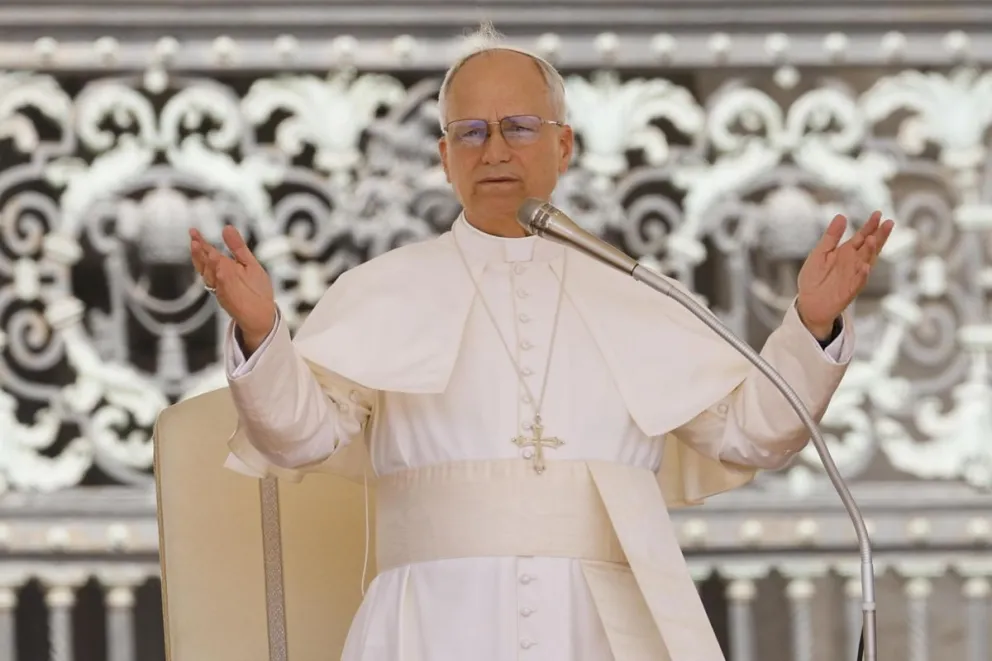 El papa León XIV durante su audiencia general semanal en la Plaza de San Pedro, Ciudad del Vaticano, el 4 de junio de 2025. Foto: EFE