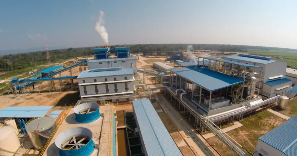 El complejo azucarero de San Buenaventura administrado por EASBA y que recibió créditos del BCB. Foto. ABI