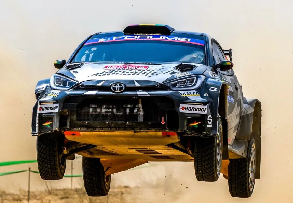 Marco Bulacia "vuela" en el Shakedown del Rally de Cerdeña. Foto: Prensa Bulacia.