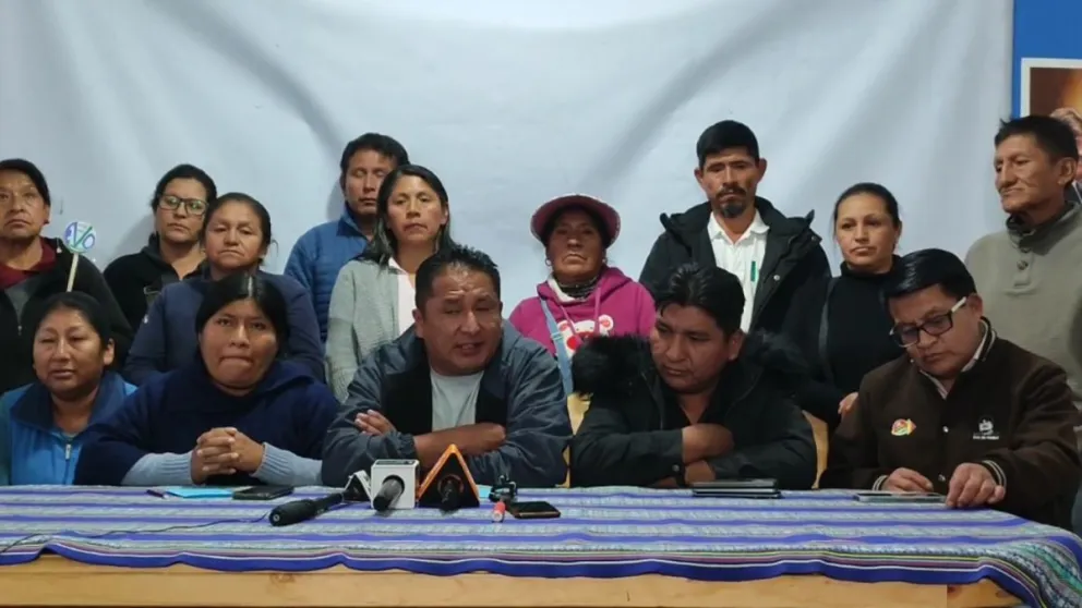 Los "evistas", en una conferencia de prensa. Foto: Captura de video