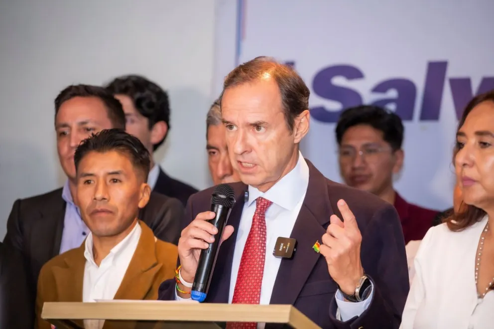 El candidato convocó a respaldar las Elecciones 2025.      Foto: Jorge Tuto Quiroga