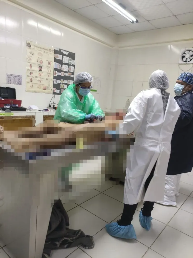 Personal del IDIF en una de las valoraciones forenses que realizó por los hechos violentos a raíz de los bloqueos "evistas". Foto: IDIF