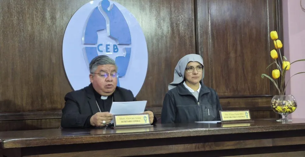 Representantes de la Iglesia Católica dieron lectura del comunicado de la CEB. Foto: CEB