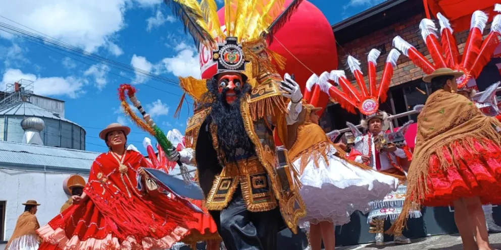 Morenos en la entrada del Gran Poder 2025. FOTO: ABI