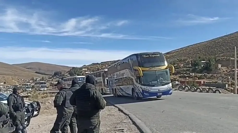 Flotas pasan por la zona. FOTO: Redes Sociales