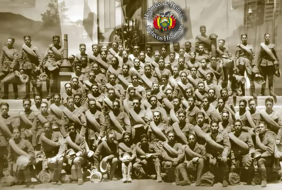 El Batallón Tres Pasos al Frente provisto de todo su equipo. FOTO:  Grupo de estudio de la Guerra del Chaco en Facebook