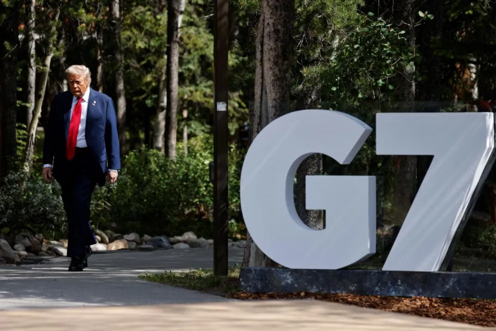 El presidente de EE.UU., Donald Trump, asiste a una ceremonia en la cumbre del Grupo de los Siete (G7) en el Pomeroy Kananaskis Mountain Lodge, en Kananaskis, Alberta, Canadá, 16 de junio de 2025. Foto: EFE