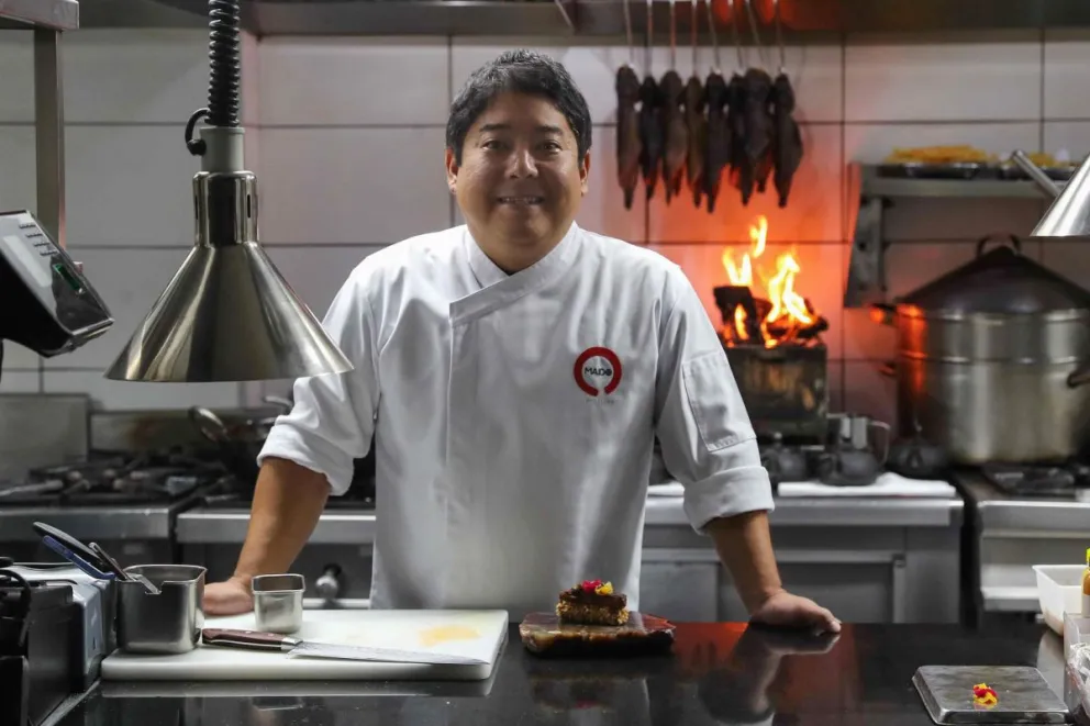 Elchef peruano Mitsuharu Tsumura, dueño del restaurante Maido. Foto: EFE