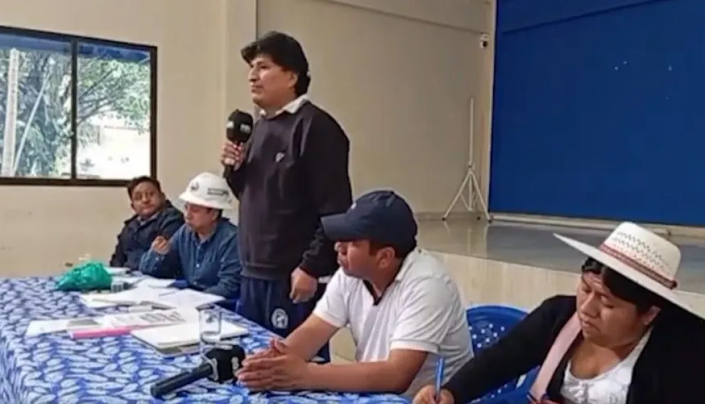 Evo Morales durante el  encuentro que se desarrolló hpy en la localidad de Lauca Ñ, en el Trópico de Cochabamba.  (Captura)
