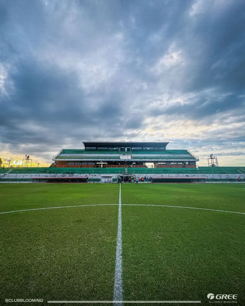 Una vista del estadio de Montero, allí habrá clásico cruceño este domingo. Foto: Blooming. 