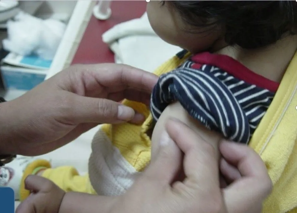 Salud dice que la cobertura es baja y recomienda a la población completar el esquema de vacunación contra el sarampión. Foto: Ministerio de Salud