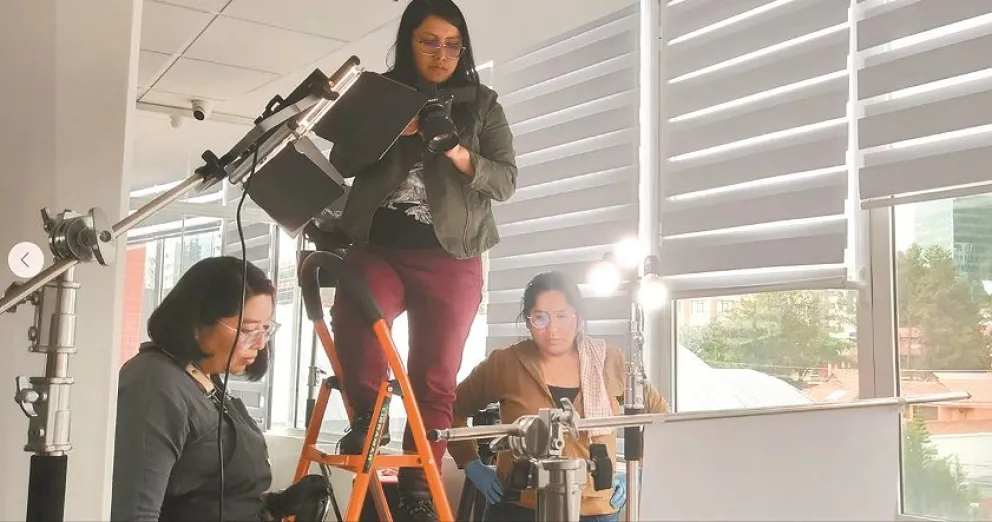 El trabajo de producción en cine. Foto: Mujeres Cocineando