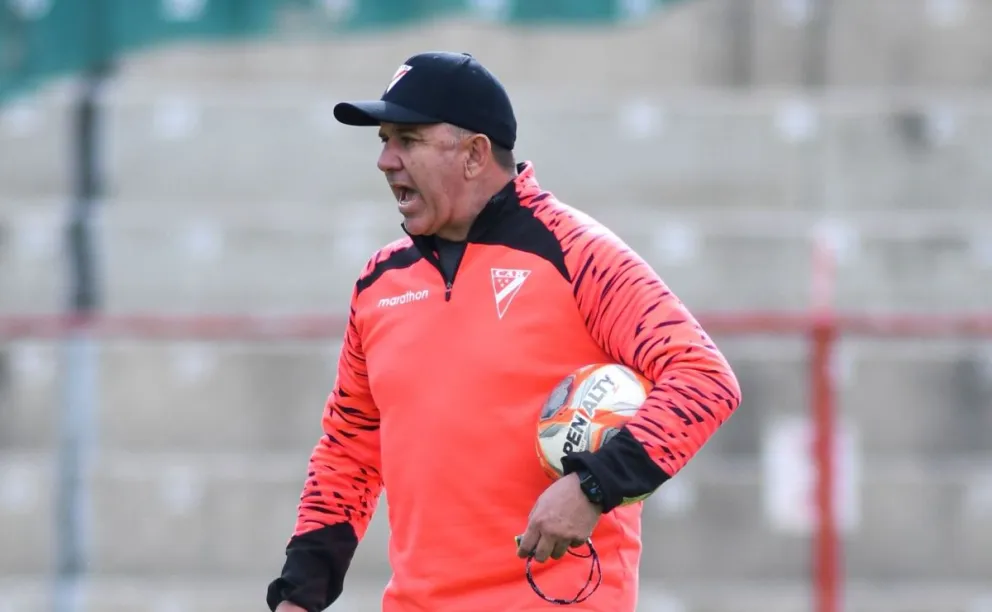 Baldivieso durante un entrenamiento del club millonario. Foto: Always Ready.