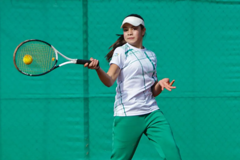 Poppe durante su partido del miércoles. Foto: Federación de Tenis de Chile.