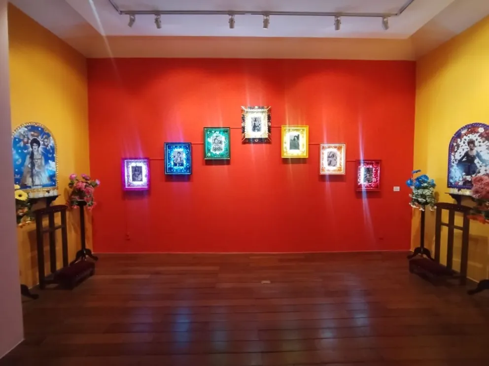 Parte de la muestra. FOTO: Curaduría de Fiesta Popular Marica: Las rutas de un ajayu incontenible