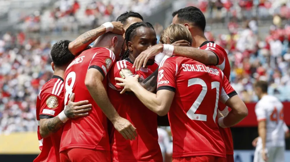 Un festejo de los jugadores del Benfica en la fase de grupos. Foto: RFI