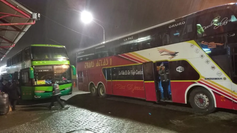 Buses que realizan viajes interdepartamentales. Foto: GMALP