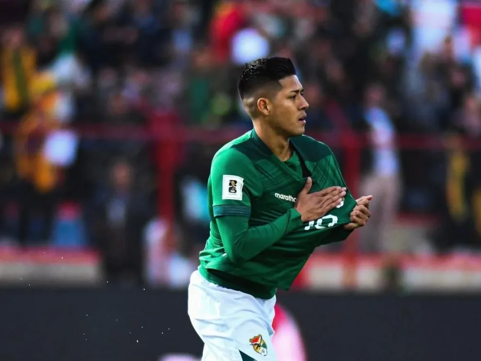 Ramiro Vaca festeja un gol con la camiseta de la Selección nacional. Foto: La Verde.
