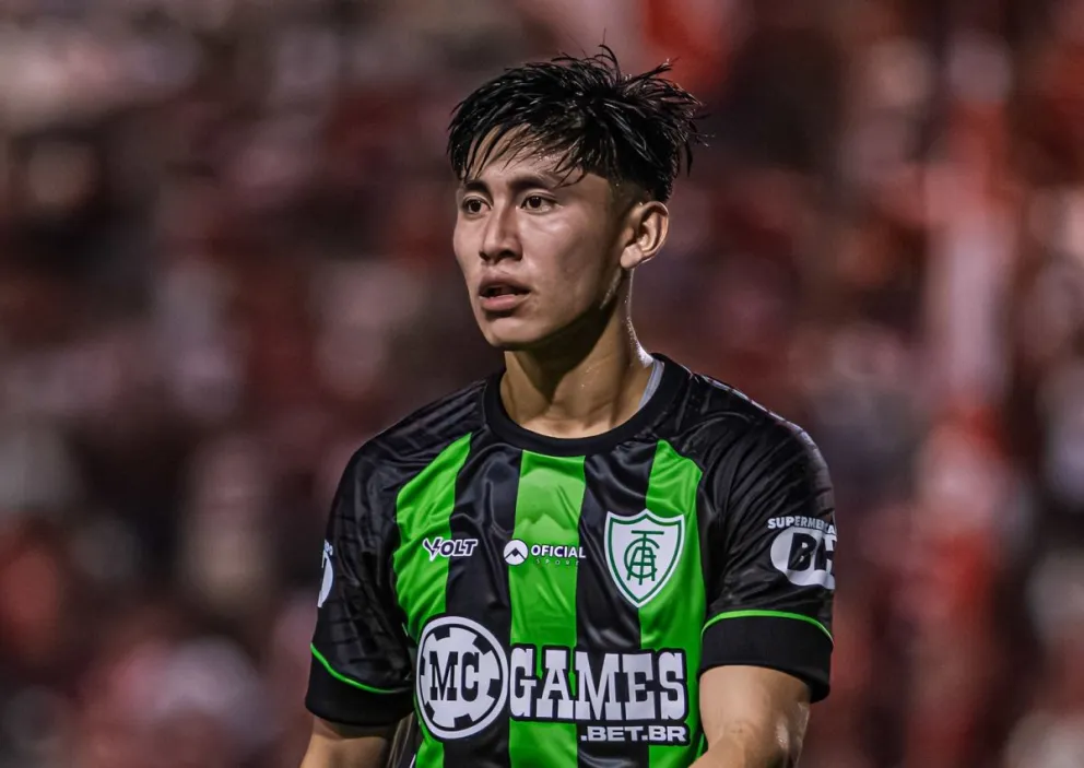 Miguel terceros ya cumplió la sanción de cinco juegos en Brasil. Foto: AM