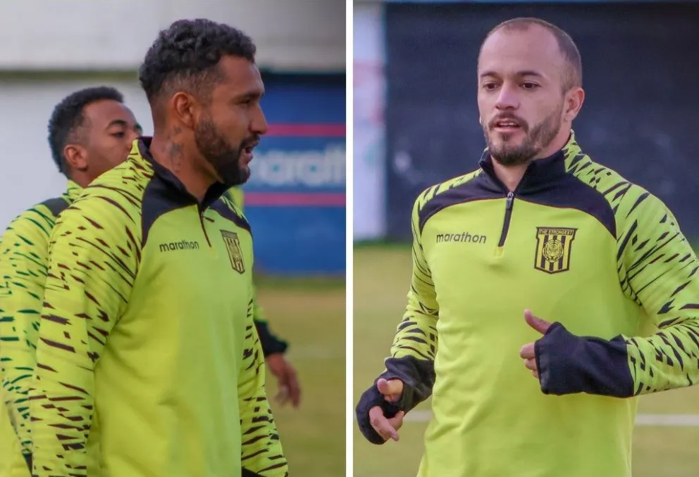 Jaime Arrascaita, Adrián Jusino y Juan Godoy participan del entrenamiento del Tigre de este martes. Fotos: club The Strongest