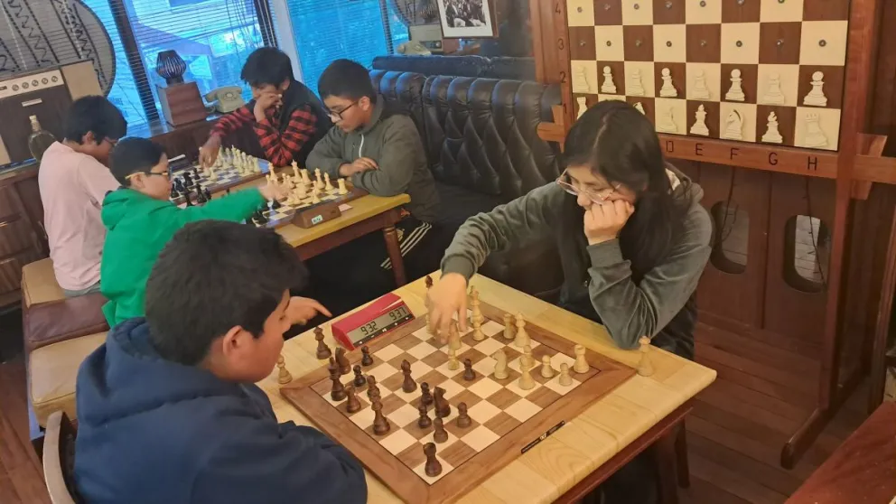 Ajedrecistas en un torneo anterior. Foto: Club Blitz.