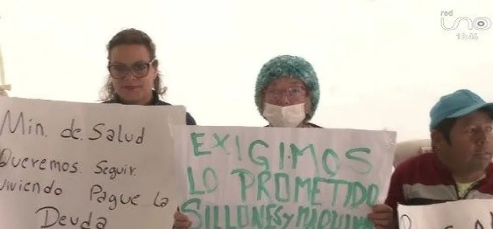Pacientes renales en huelga de hambre. Foto: Red Uno