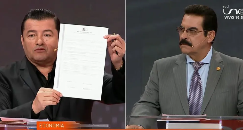 Fernández y Reyes Villa en el debate de la red UNO