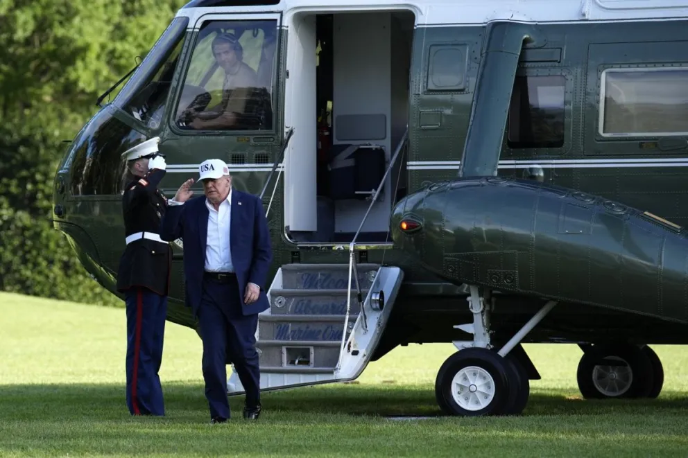 Donald Trump, regresa a la Casa Blanca después de un fin de semana en Bedminster. Foto: EFE