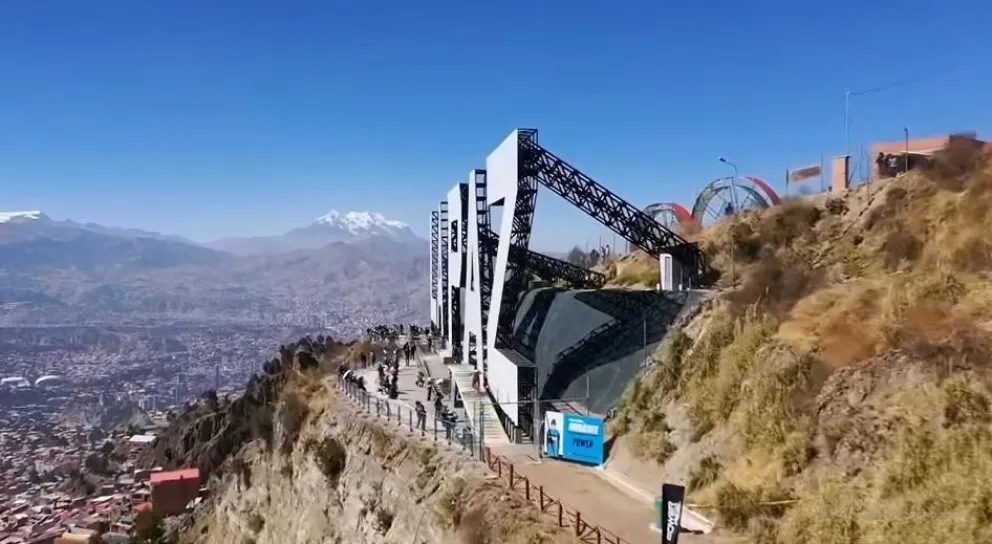 En este espacio se armará el escenario de la Gala por el 16 de julio. Foto: Captura GAMLP
