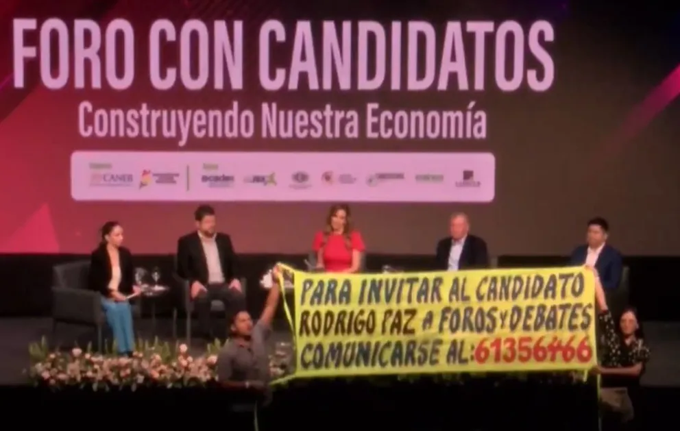 El momento de la protesta durante el foro de exportadores, este miércoles. Foto: Captura de video