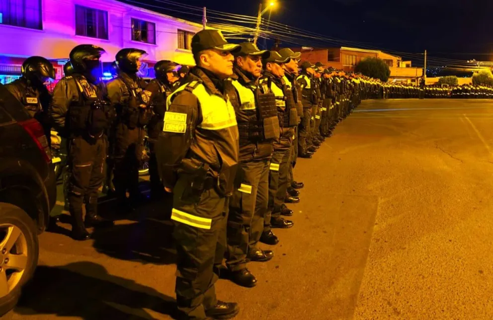 Efectivos policiales en una imagen de archivo. Foto: Comando Departamental de La Paz