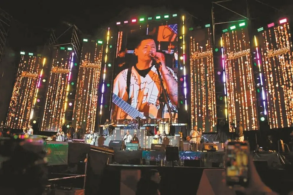 El escenario en el Parque Urbano Central. Foto: Archivo Visión 360