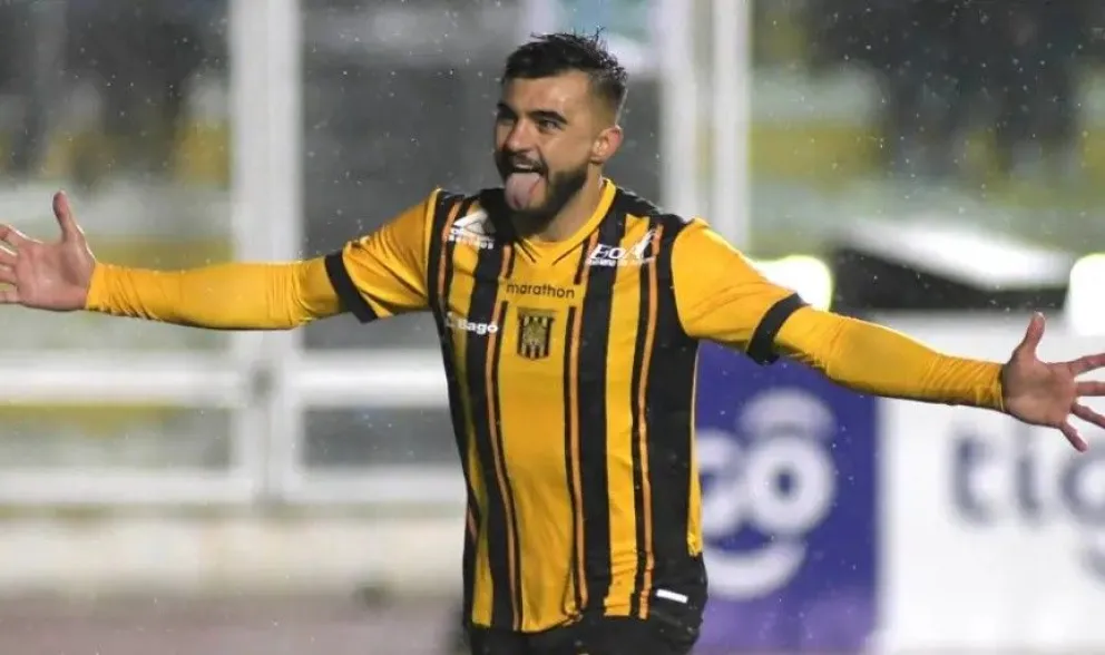 Enrique Triverio festeja uno de los tantos goles que marcó para el Tigre. Foto: APG