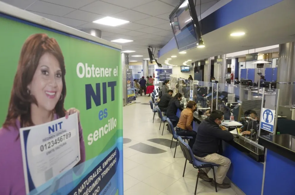 Al igual que el trámite para obtener NIT,  en la web de Impuestos Nacionales se puede  acceder al certificado de No tenencia del NIT. Foto. ABI