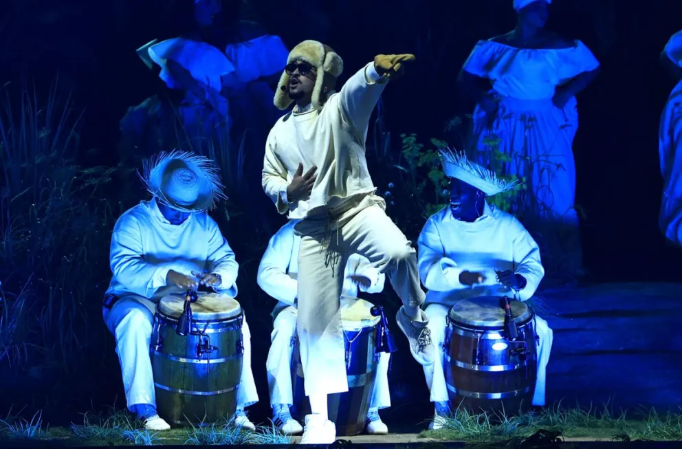 Fotografía del 11 de julio de 2025 del cantante puertorriqueño Bad Bunny en el Coliseo de Puerto Rico, en San Juan (Puerto Rico). Foto: EFE