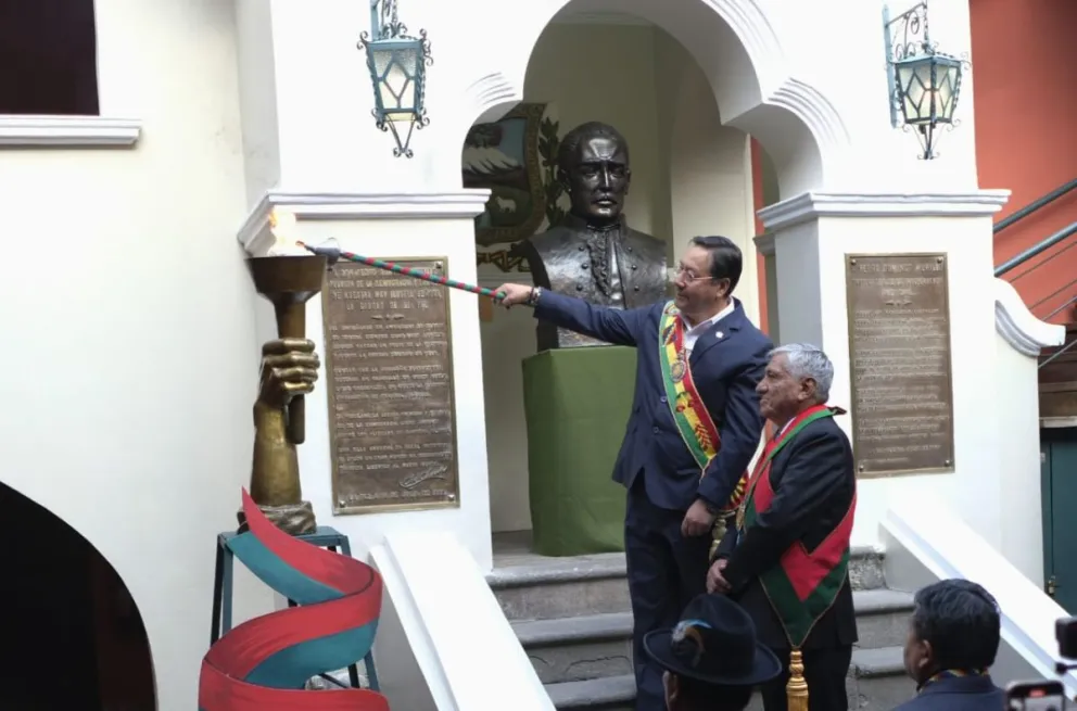 A las 16:40 comenzó el Desfile de Teas desde la Casa de Murillo como parte de las Fiestas Julias. Foto: GAMLP