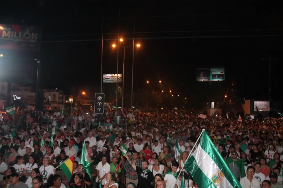 El cabildo en Santa Cruz, en octubre e 2019, donde se habló de federalismo. Foto: Comité pro Santa Cruz.