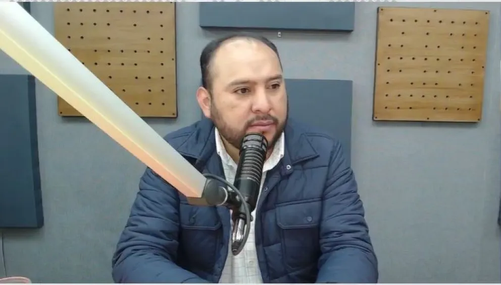 El ministro Roberto  Ríos en el programa Contacto Bolivia