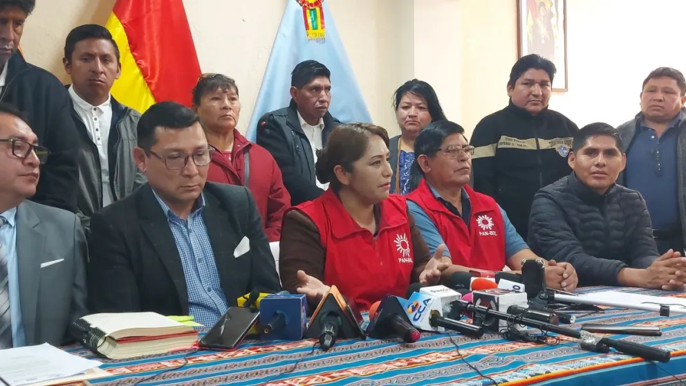 Ruth Nina este viernes, en diálogo con los medios. Foto: Radio Soberanía Cbba